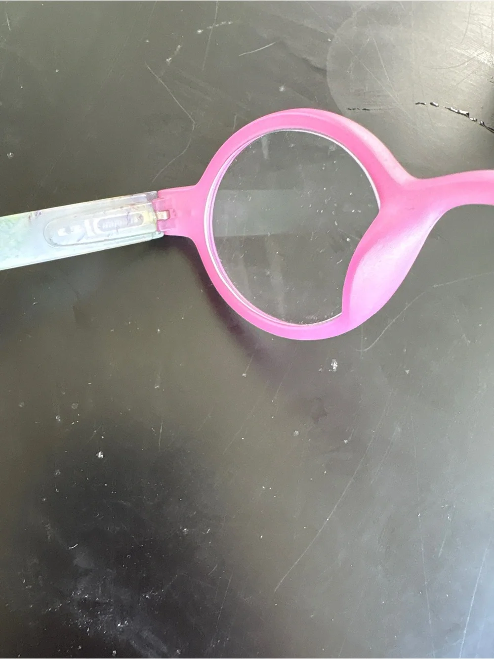 The Unbranded Brand fun pink